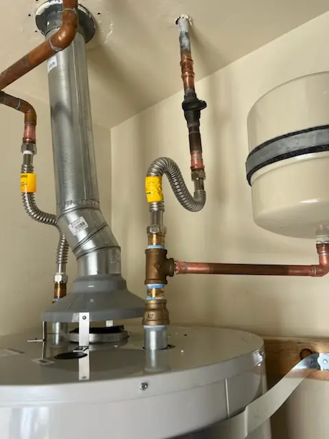 Water heater installation and plumbing repair in Schroeppel